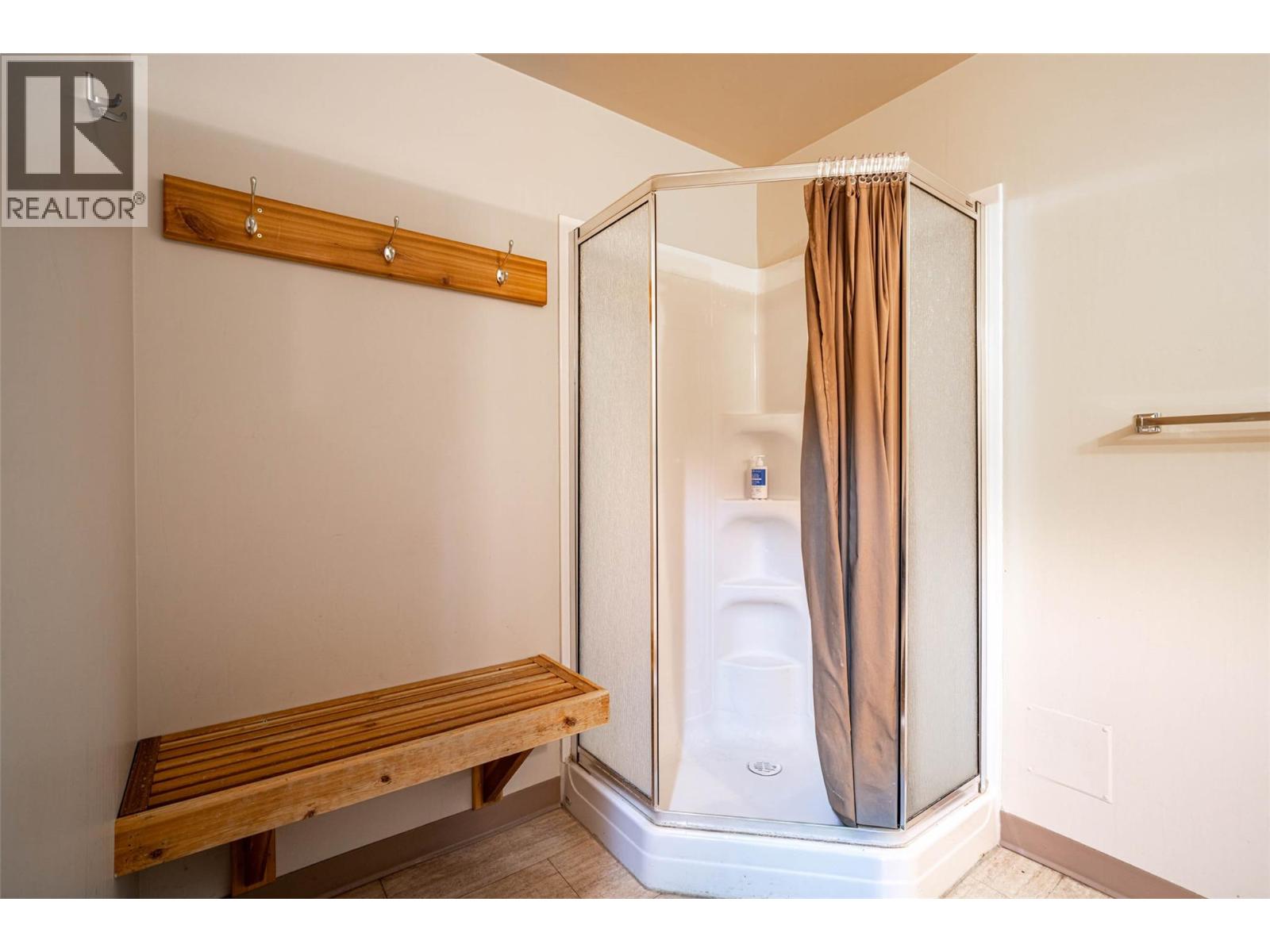 9812 Silver Star Road Unit# 103, Vernon