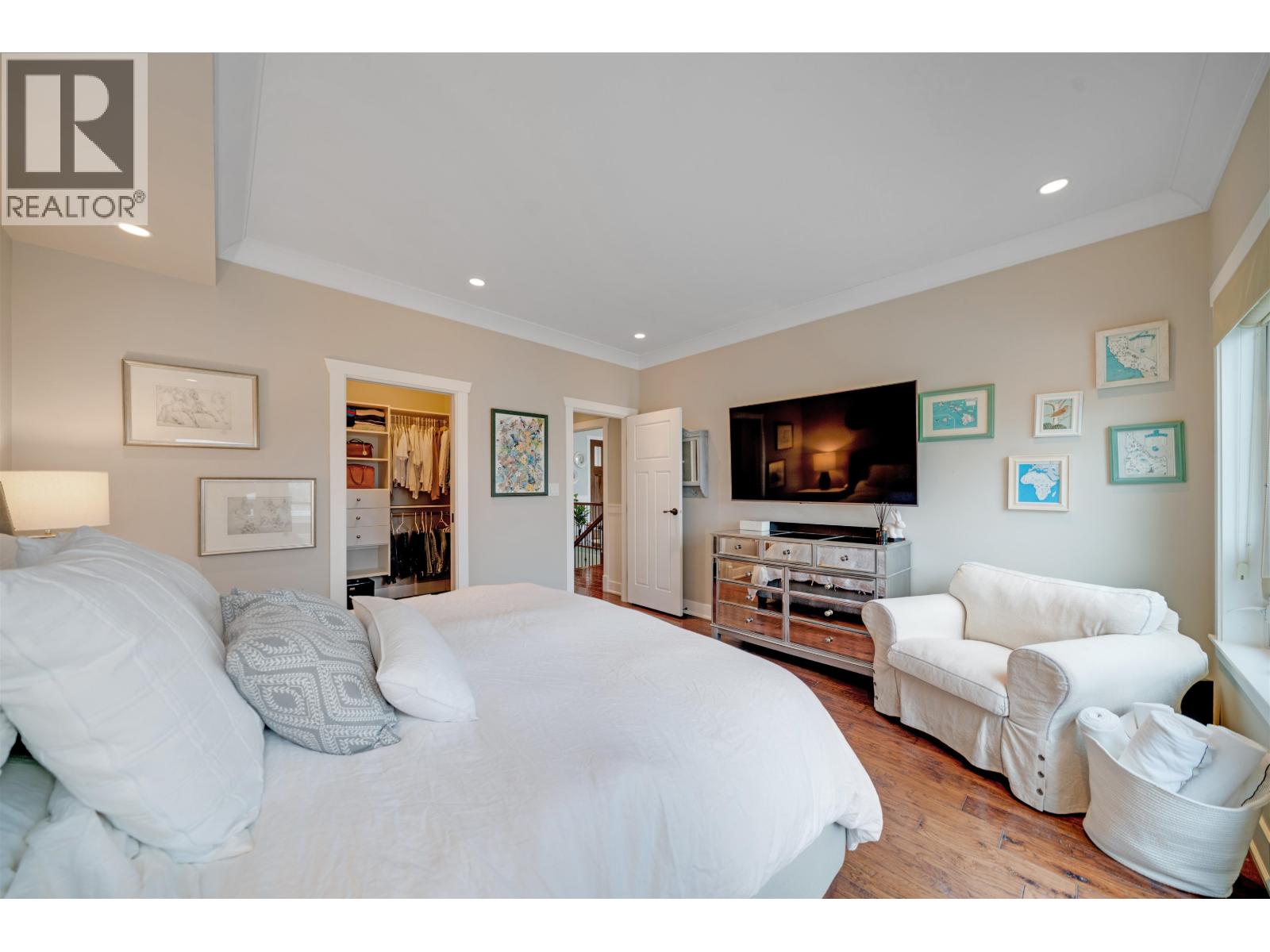 920 BARBER STREET, Port Moody