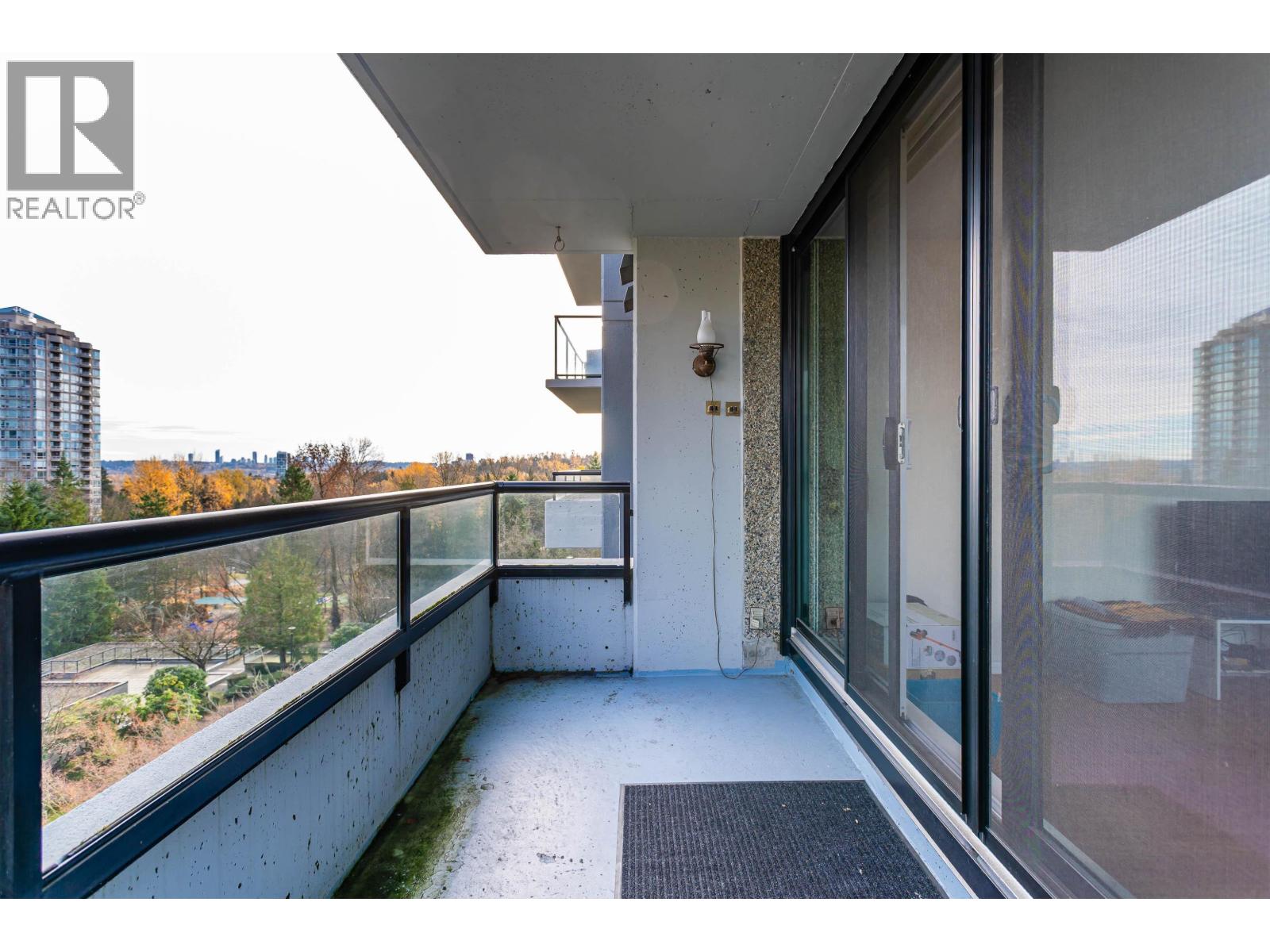 606 3980 CARRIGAN COURT, Burnaby