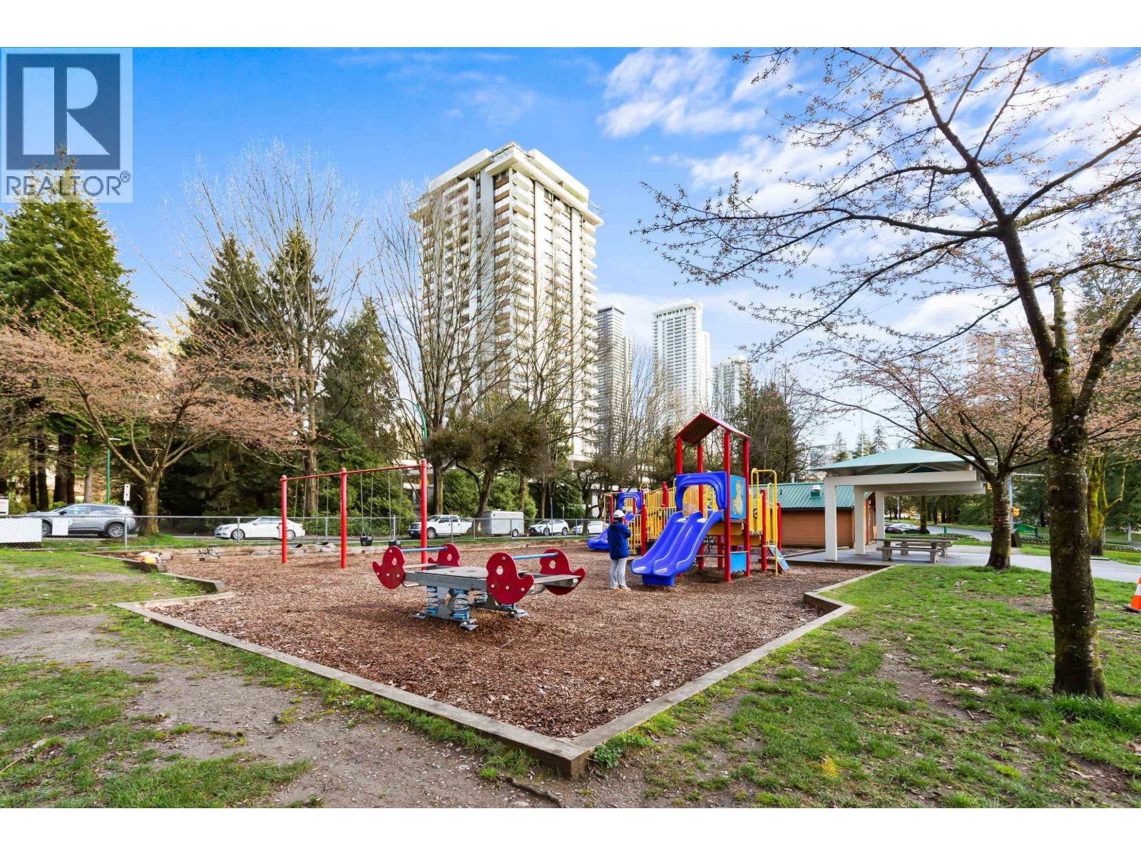 606 3980 CARRIGAN COURT, Burnaby