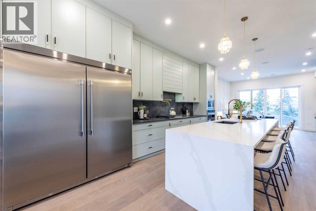 Single Family House for Sale in   Avenue SW Shaganappi Calgary 