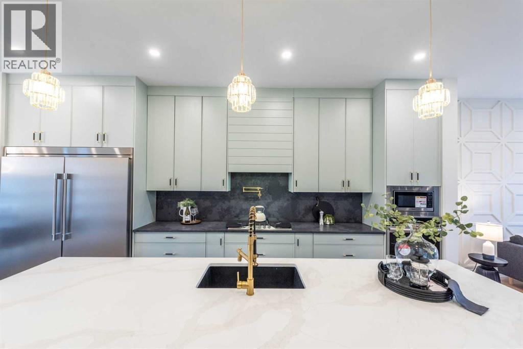 Single Family House for Sale in   Avenue SW Shaganappi Calgary 