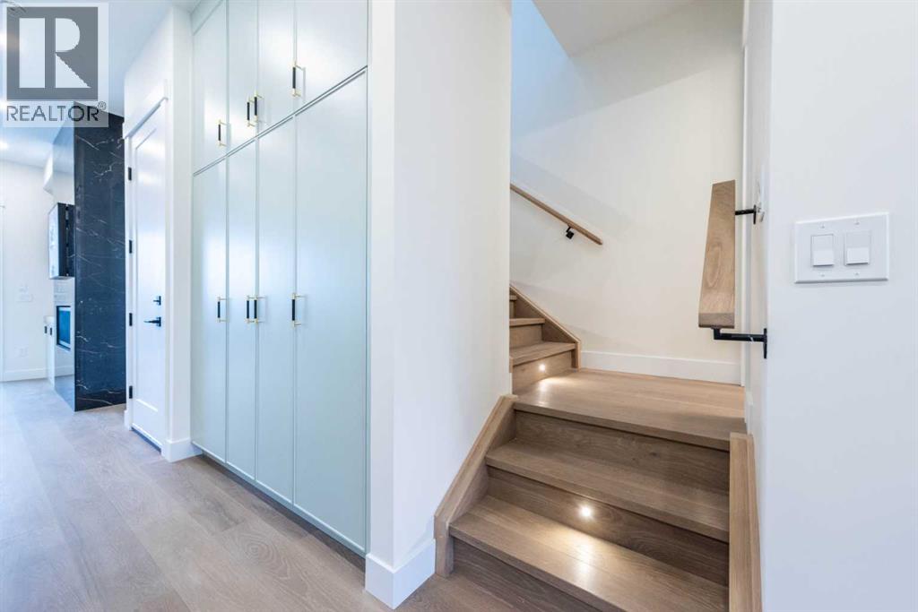 Single Family House for Sale in   Avenue SW Shaganappi Calgary 