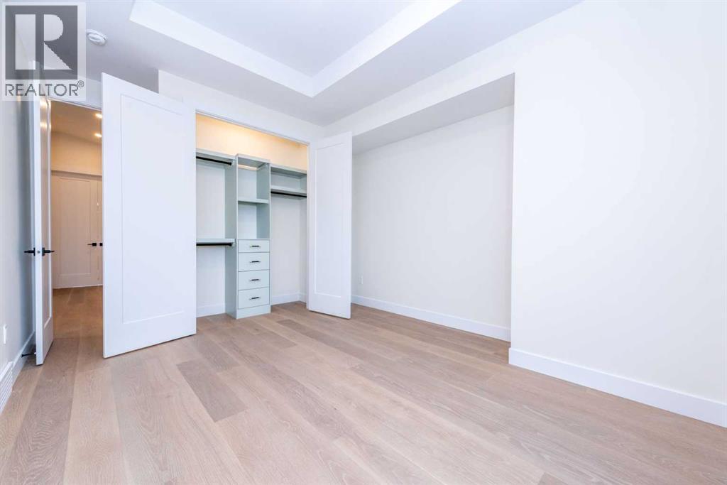 Single Family House for Sale in   Avenue SW Shaganappi Calgary 