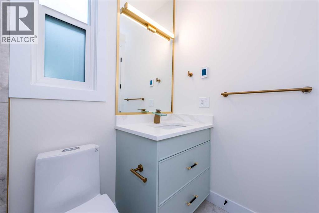 Single Family House for Sale in   Avenue SW Shaganappi Calgary 