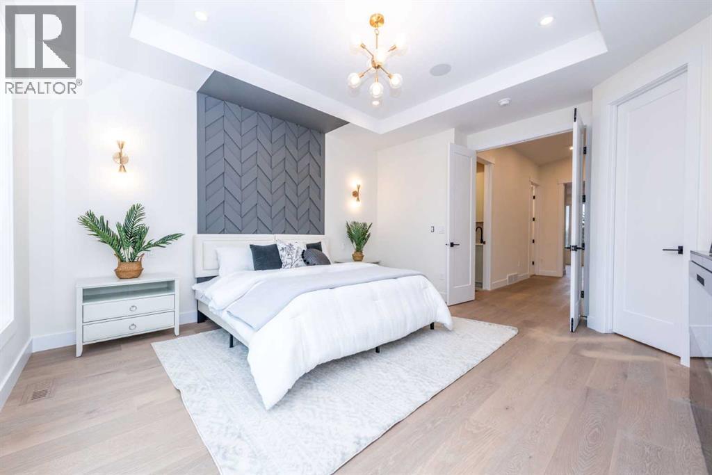 Single Family House for Sale in   Avenue SW Shaganappi Calgary 