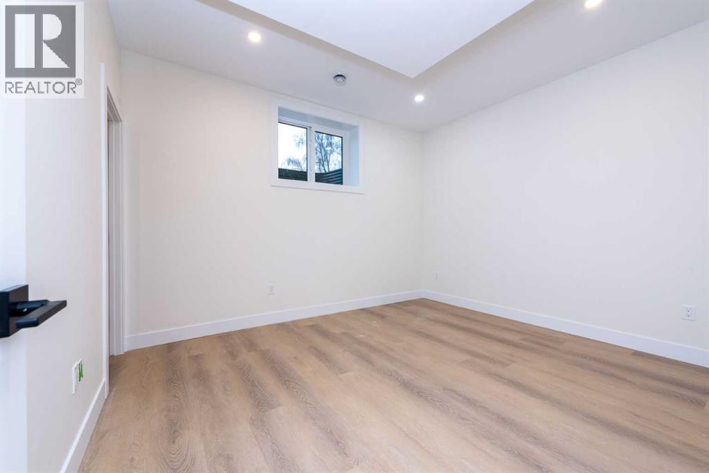 Single Family House for Sale in   Avenue SW Shaganappi Calgary 