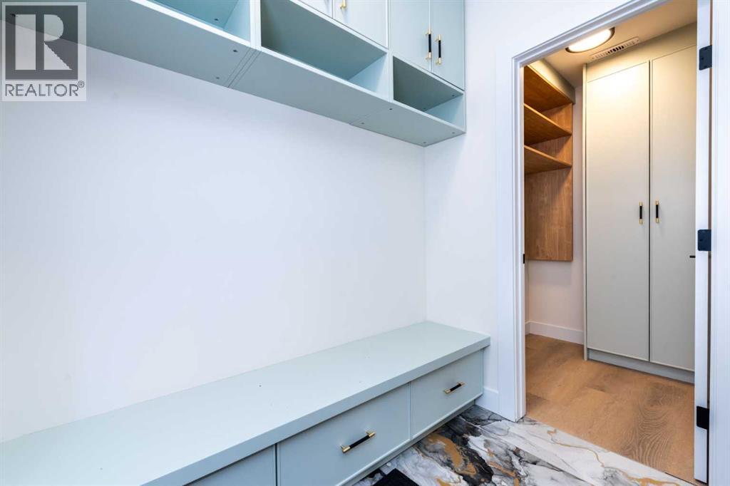 Single Family House for Sale in   Avenue SW Shaganappi Calgary 