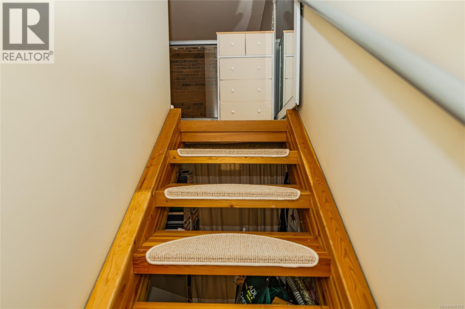 212 524 Yates Street, Victoria