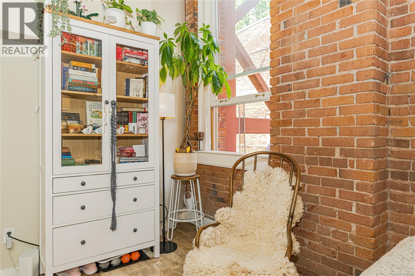 212 524 Yates Street, Victoria