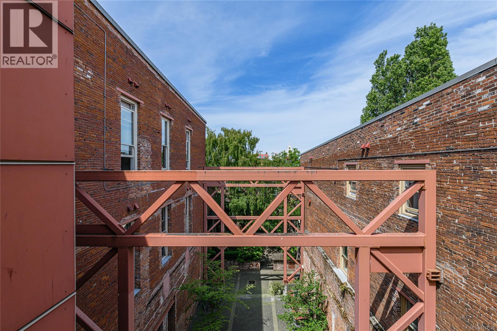 212 524 Yates Street, Victoria