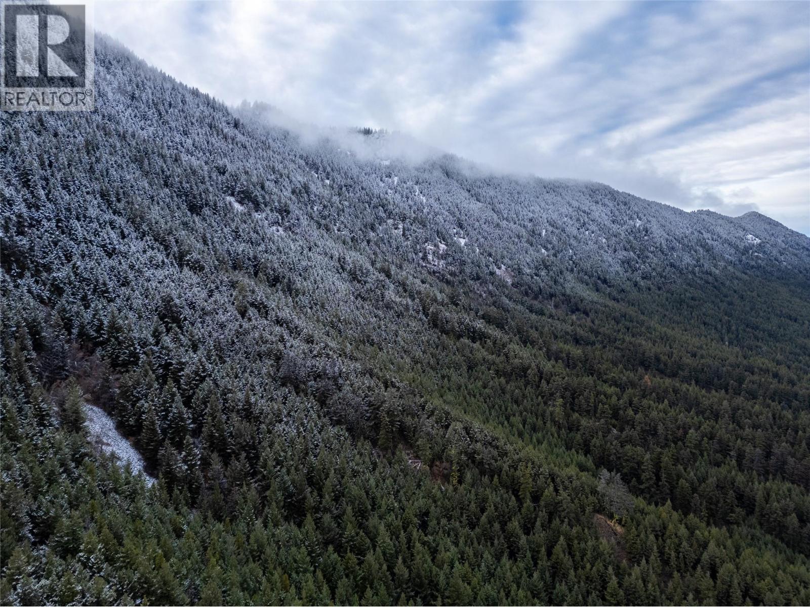 11805 Fountain Valley Road, Lillooet