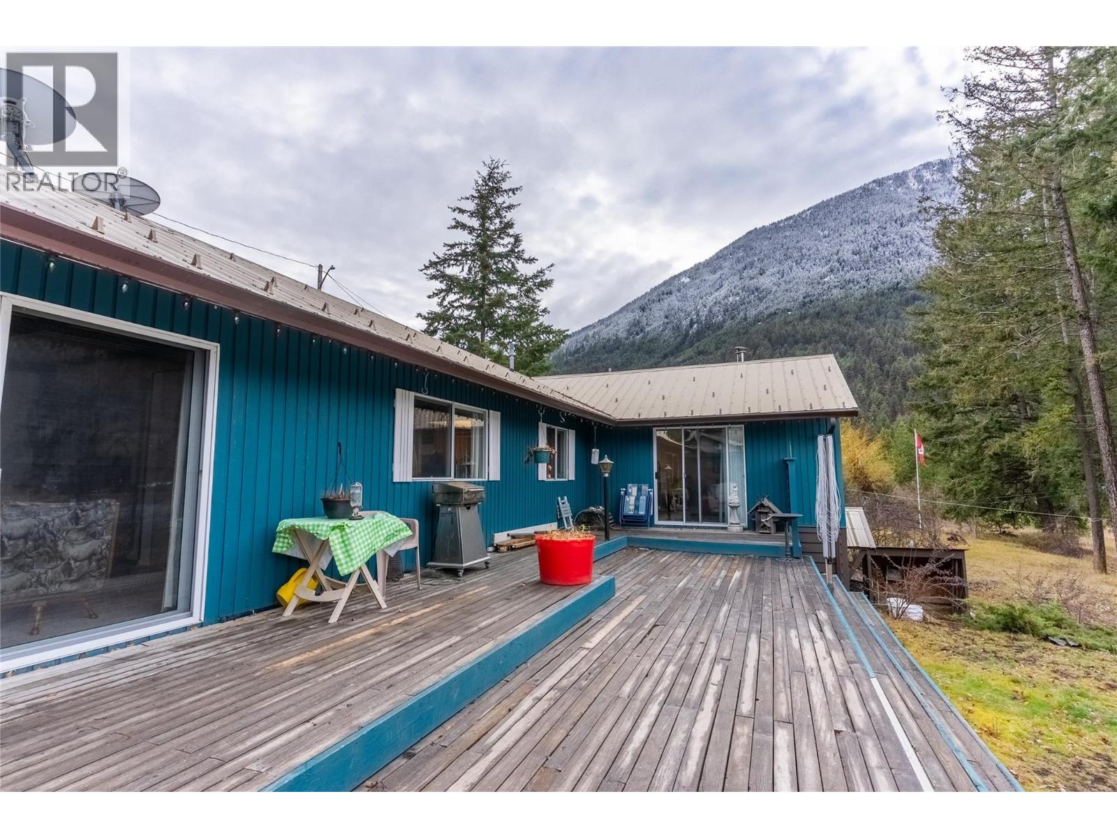 11805 Fountain Valley Road, Lillooet