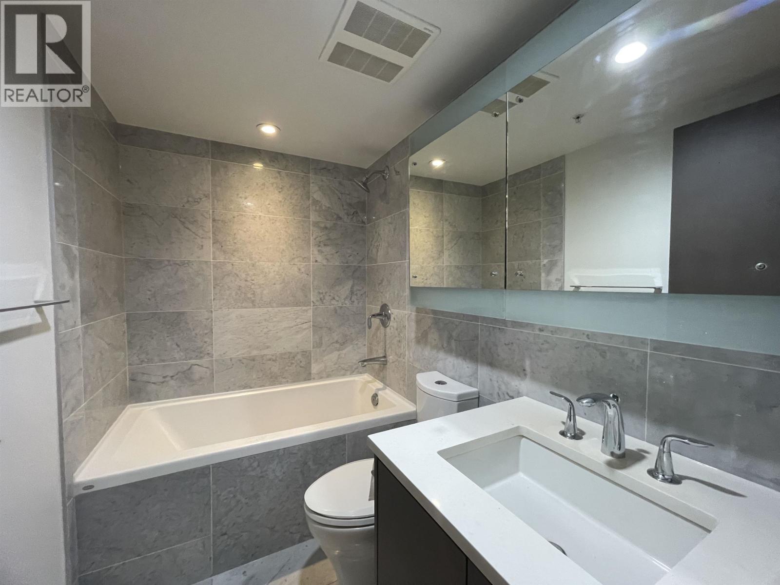 607 3233 KETCHESON ROAD, Richmond