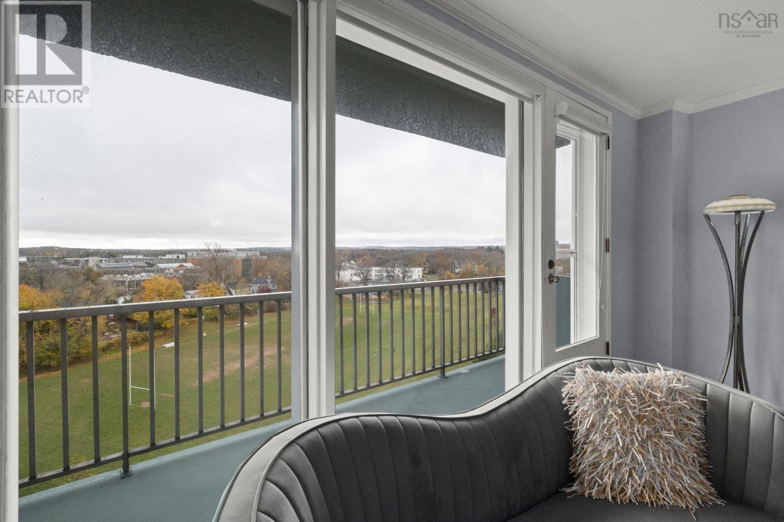 Property 9 of 24 of 804 1074 Wellington Street