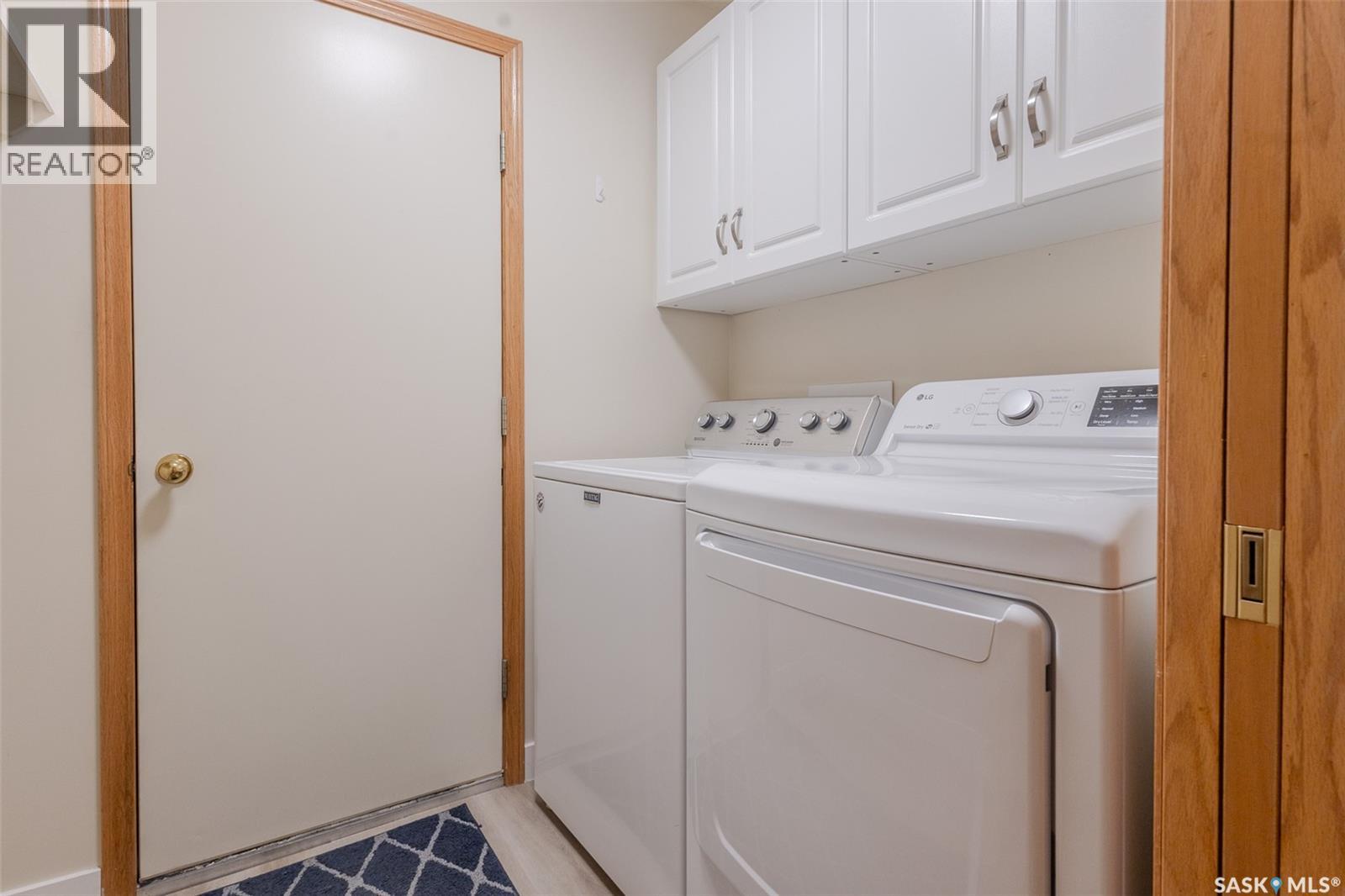 Single Family House Bungalow for Sale in   Heritage CRESCENT Saskatoon 