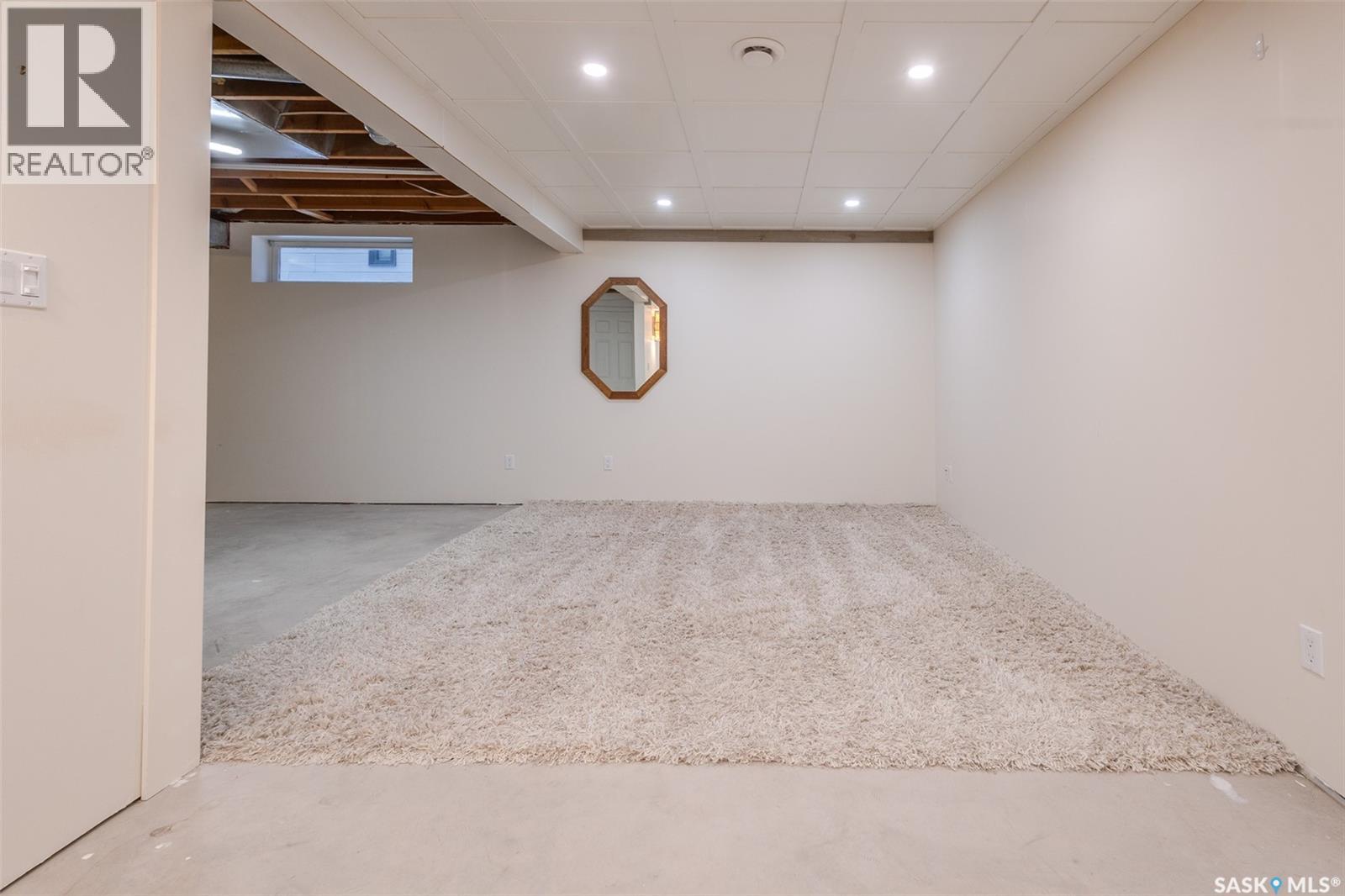 Single Family House Bungalow for Sale in   Heritage CRESCENT Saskatoon 