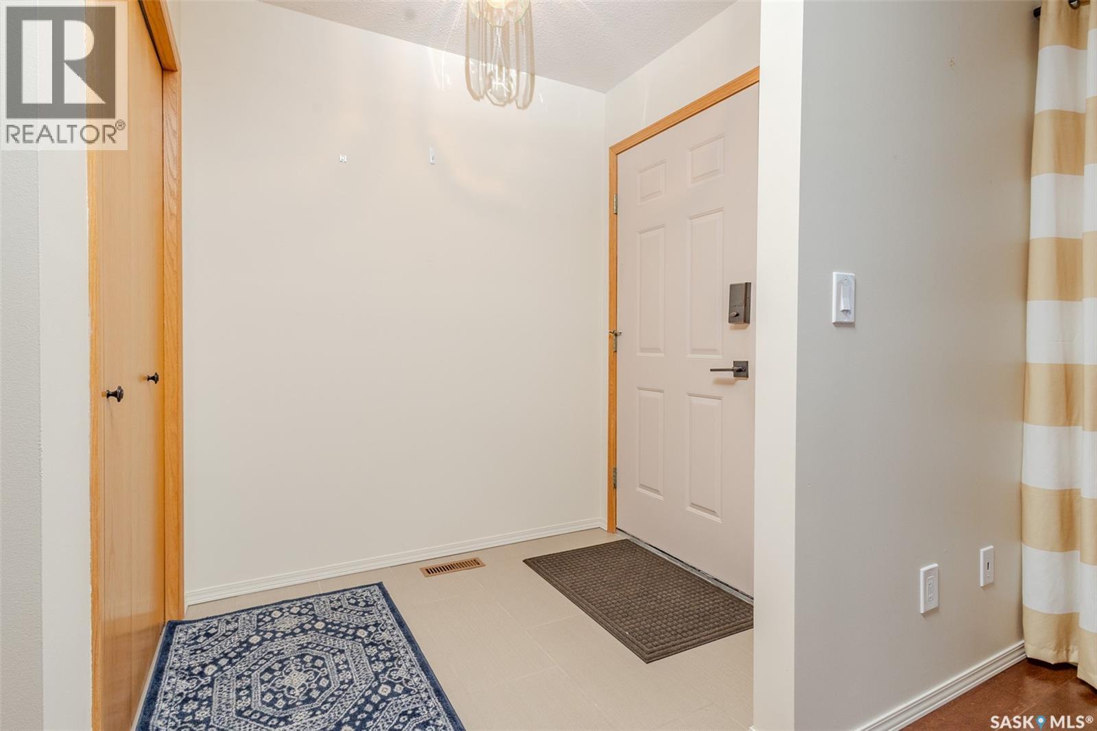 Single Family House Bungalow for Sale in   Heritage CRESCENT Saskatoon 