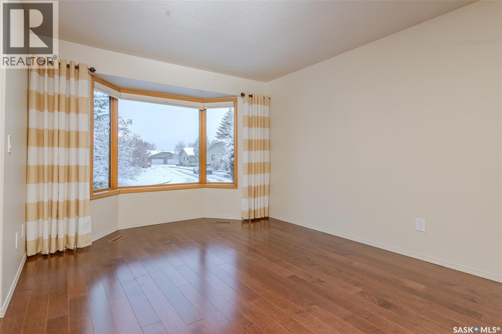 Single Family House Bungalow for Sale in   Heritage CRESCENT Saskatoon 