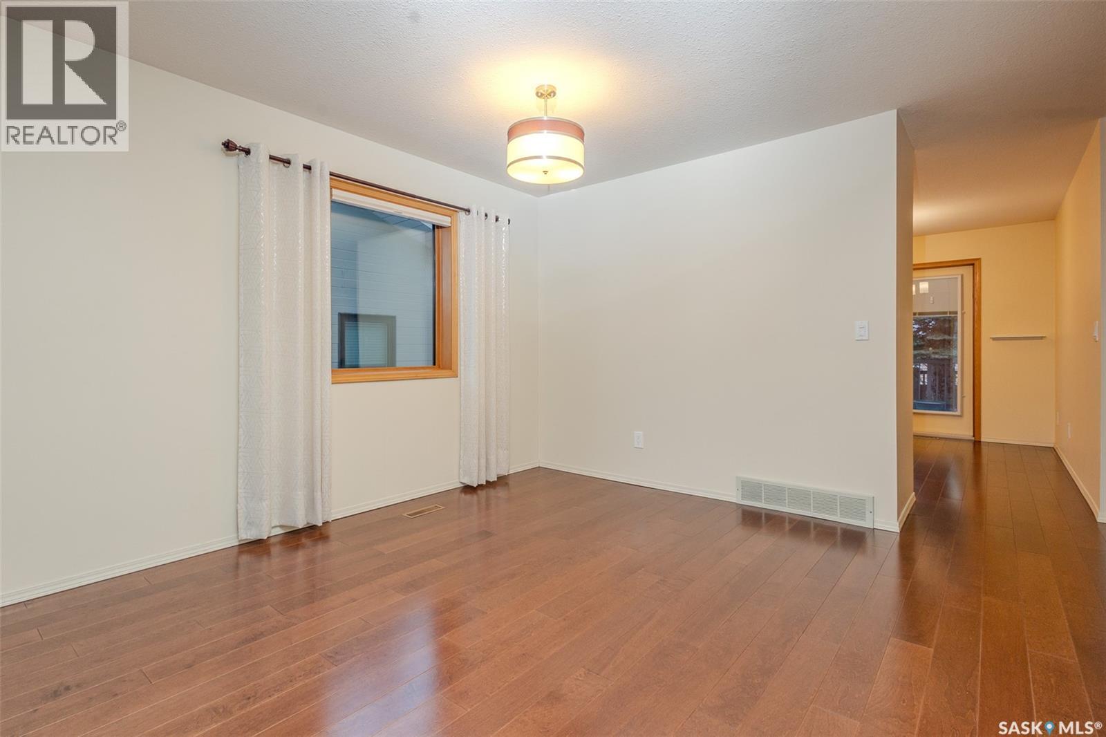 Single Family House Bungalow for Sale in   Heritage CRESCENT Saskatoon 