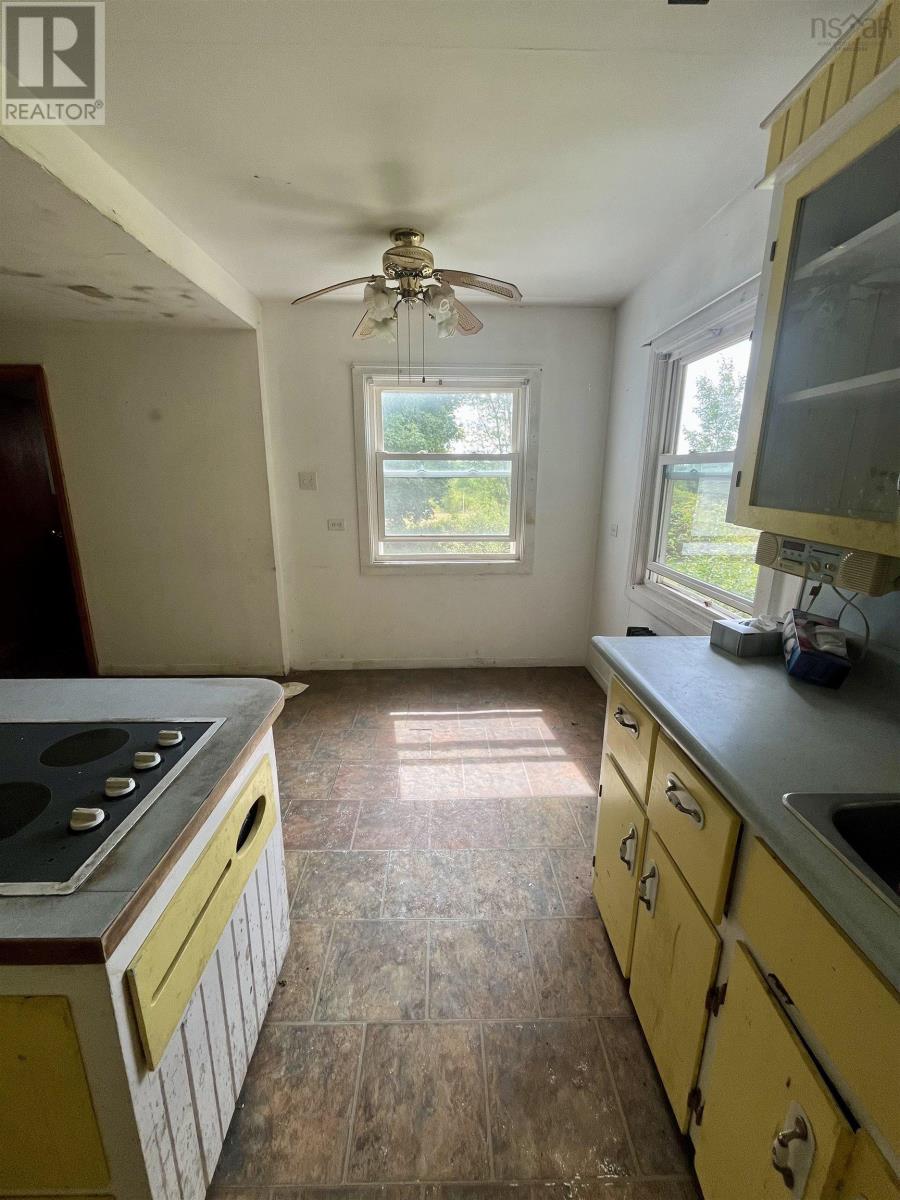 Property 24 of 49 of 3040 Clementsvale Road