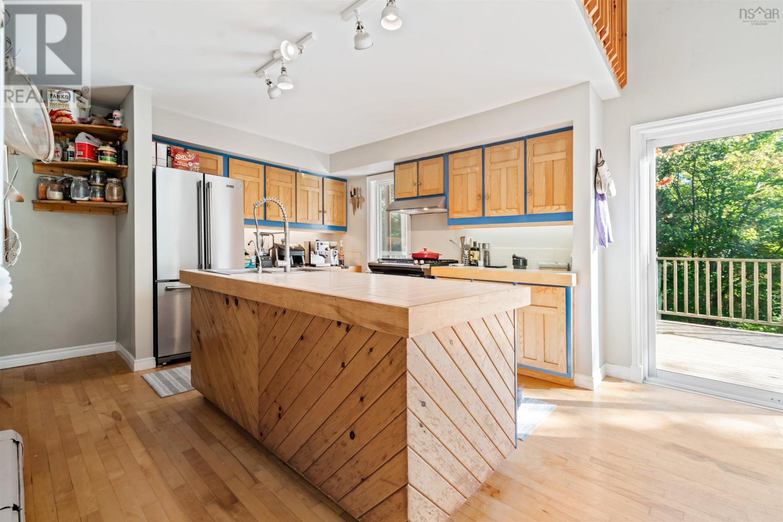 Property 13 of 46 of 194 Ponderosa Drive