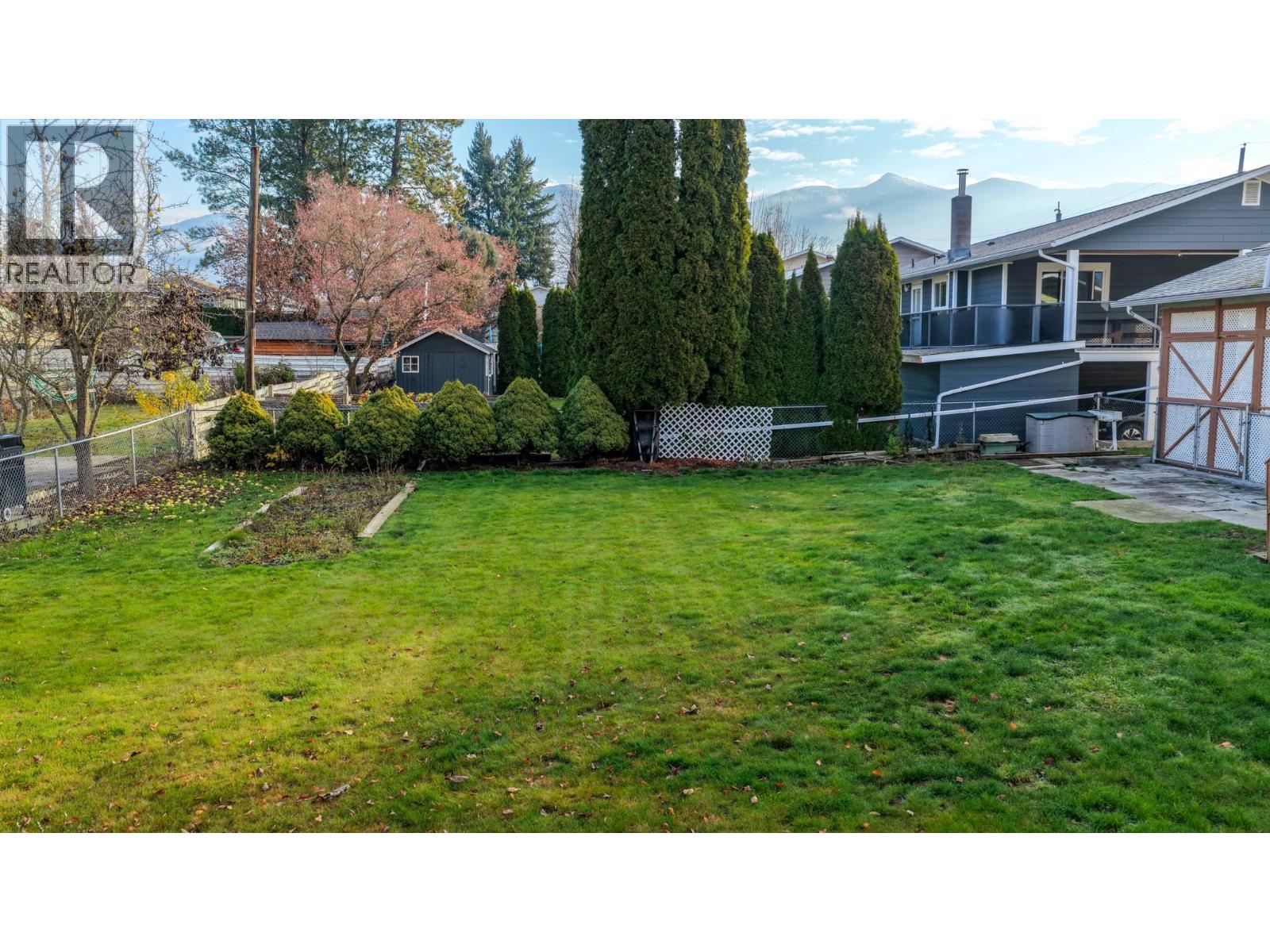 1106 Birch Street, Creston