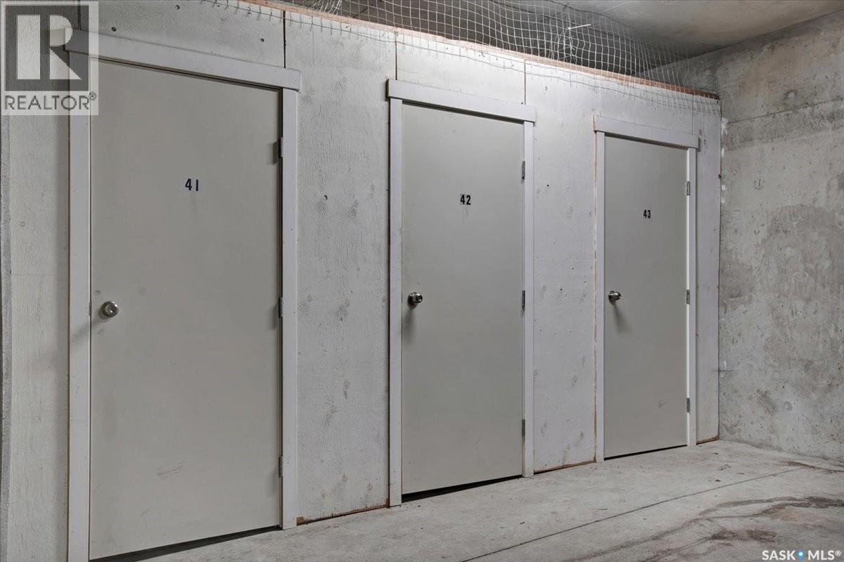 Single Family House Low rise for Sale in   Maningas BEND Saskatoon 