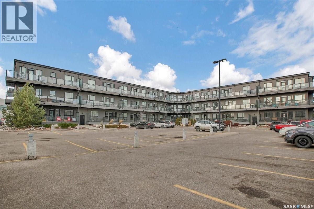 Single Family House Low rise for Sale in   Maningas BEND Saskatoon 