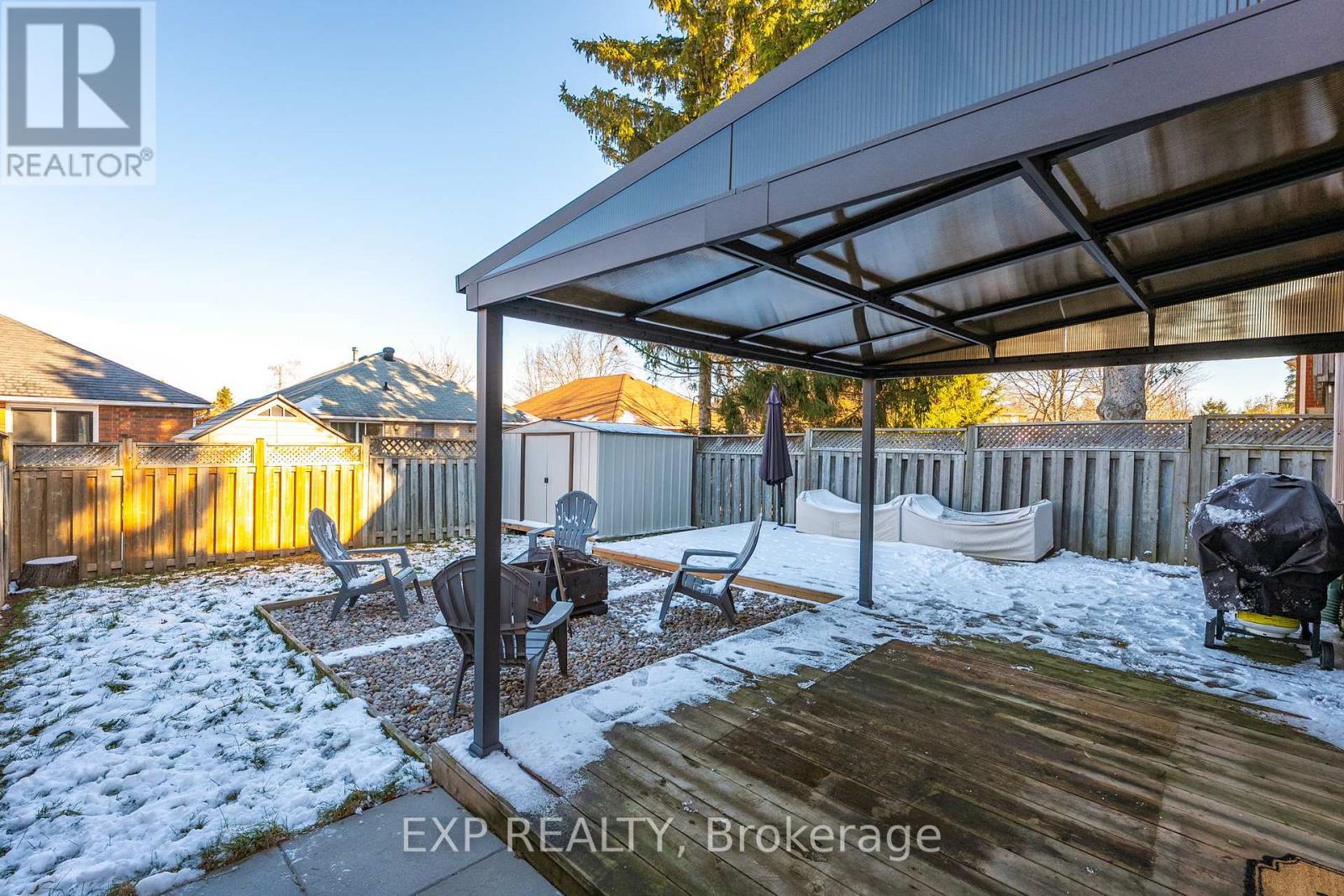 Single Family House Bungalow for Sale in  GEDDES CRESCENT Barrie (Northwest) 