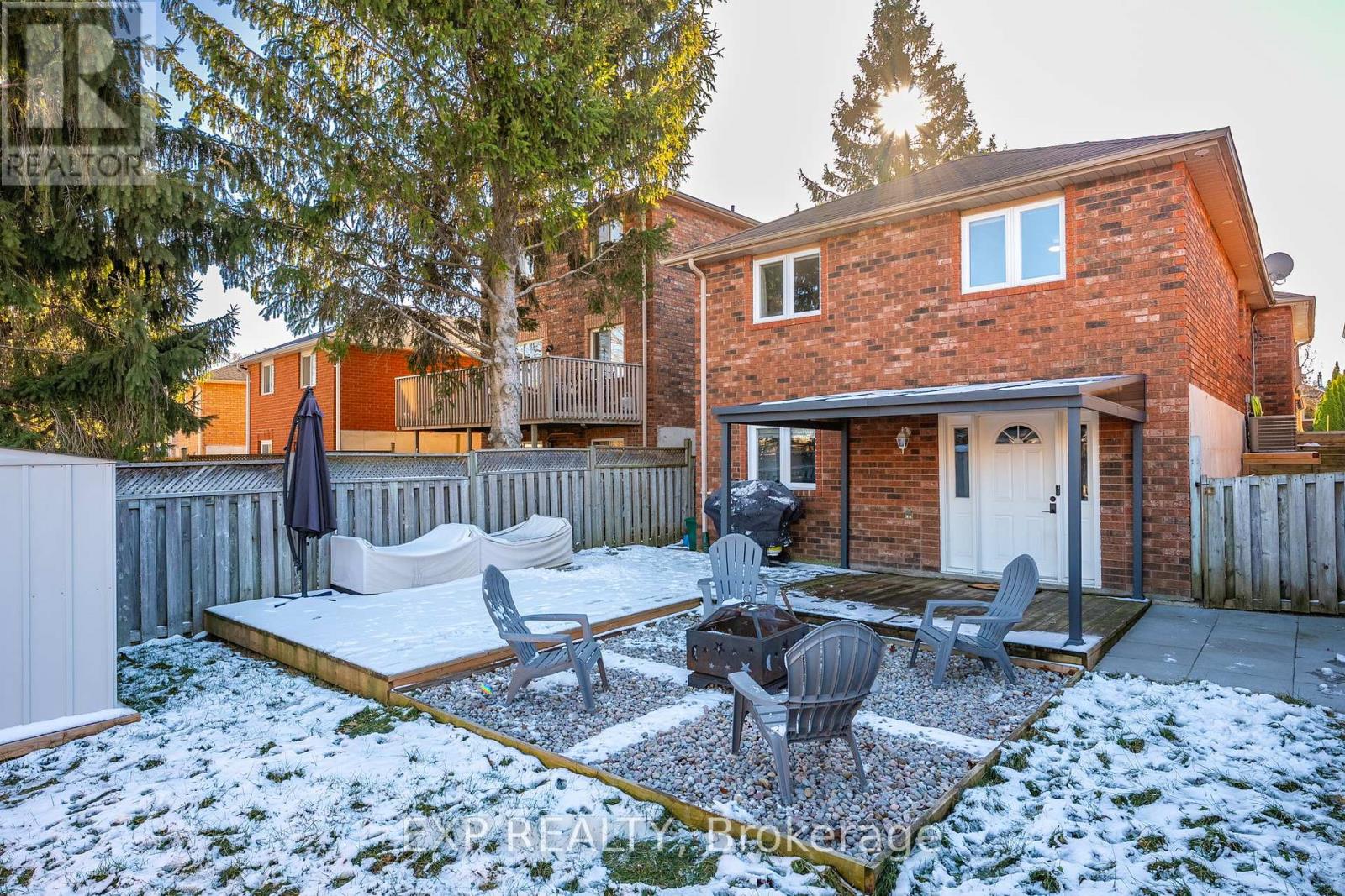 Single Family House Bungalow for Sale in  GEDDES CRESCENT Barrie (Northwest) 