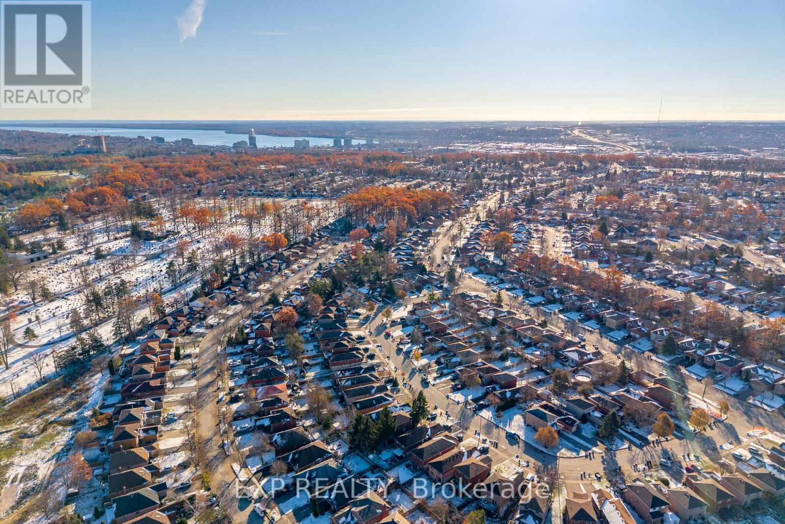 Single Family House Bungalow for Sale in  GEDDES CRESCENT Barrie (Northwest) 
