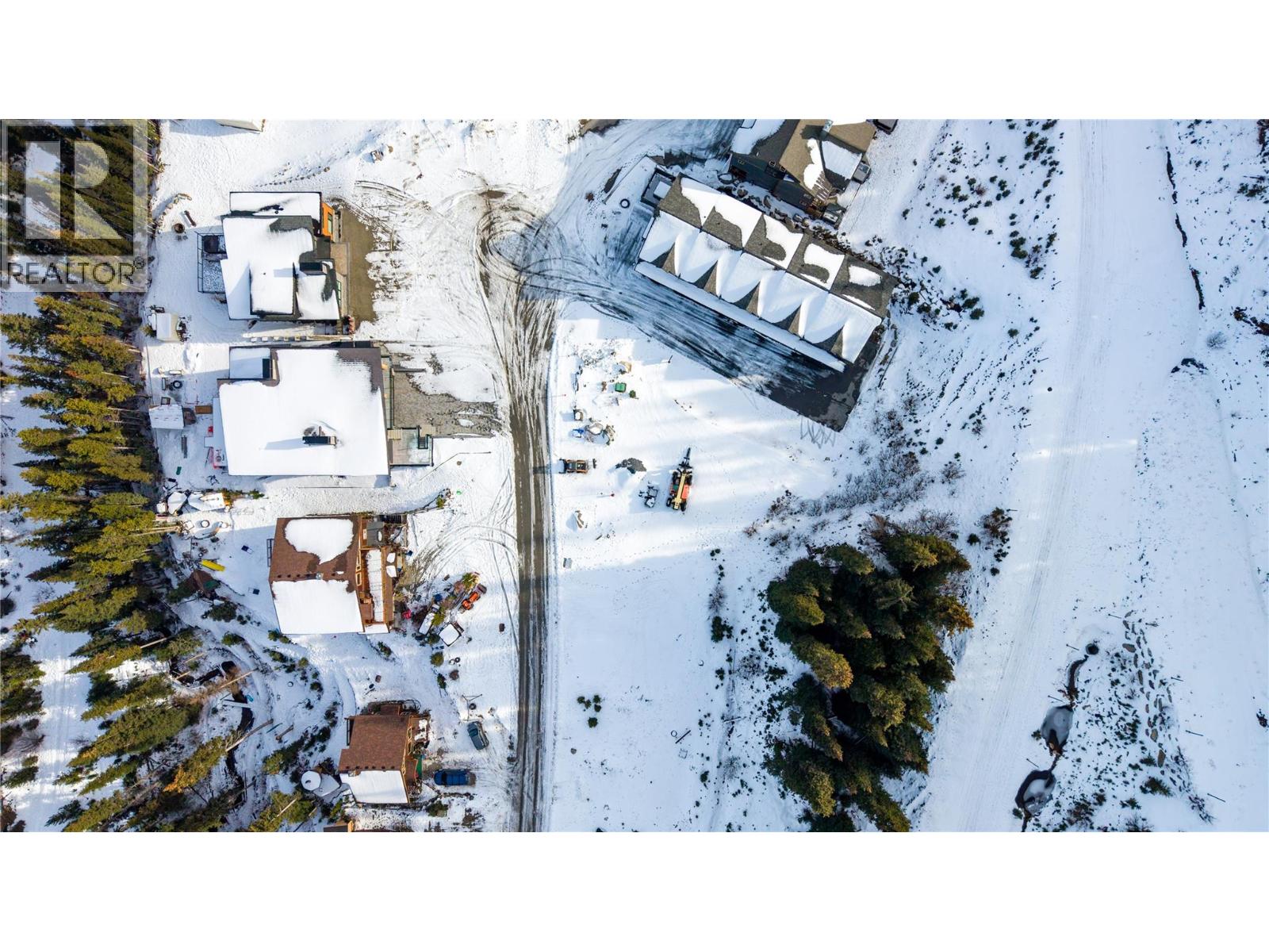 284 Creekview Road, Apex Mountain