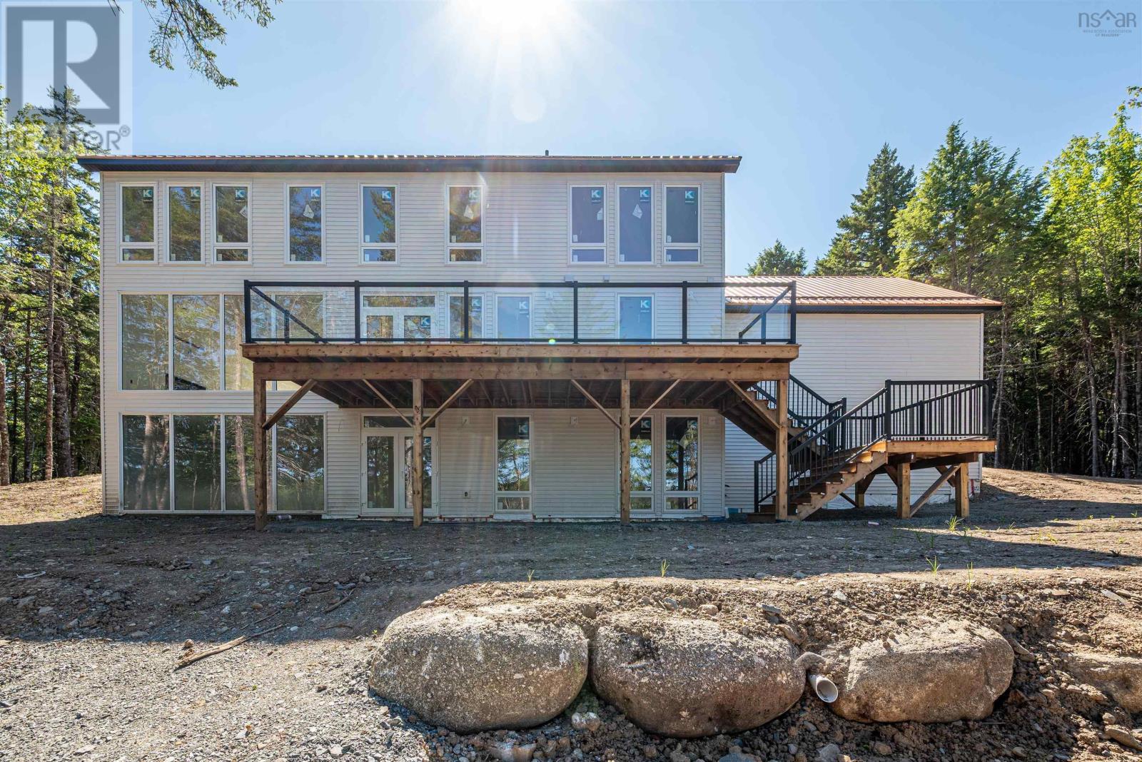 Property 12 of 31 of 83 Canoe Crescent