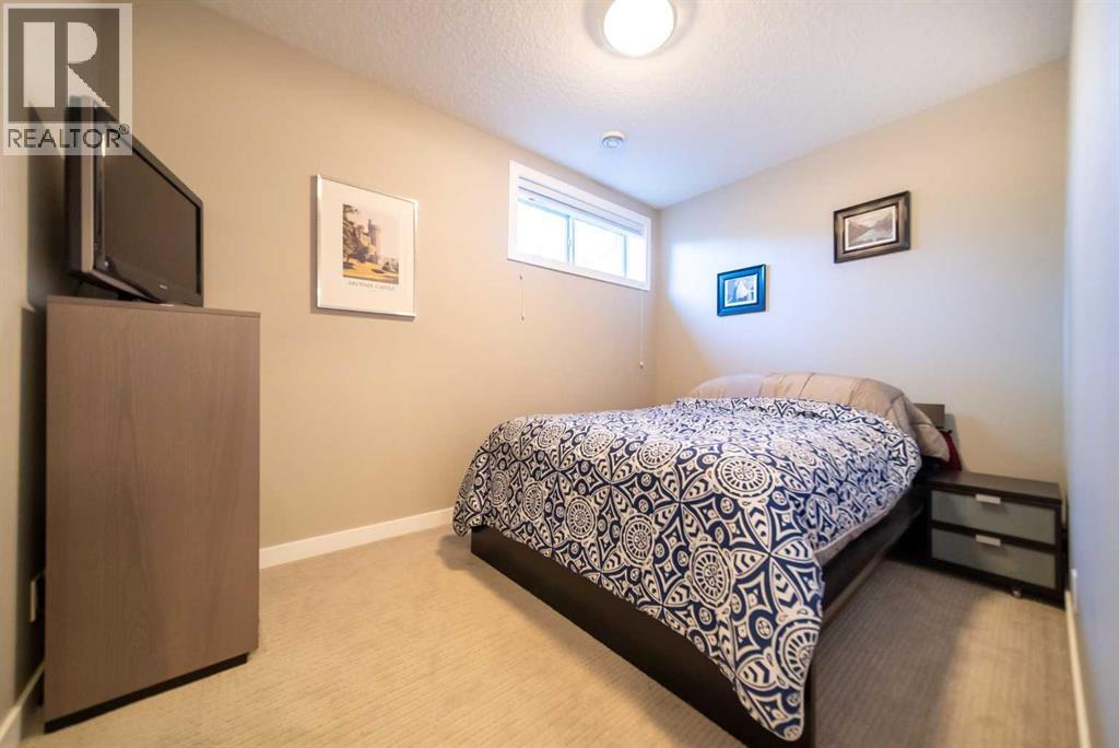 Single Family House for Sale in   Street SW Glenbrook Calgary 