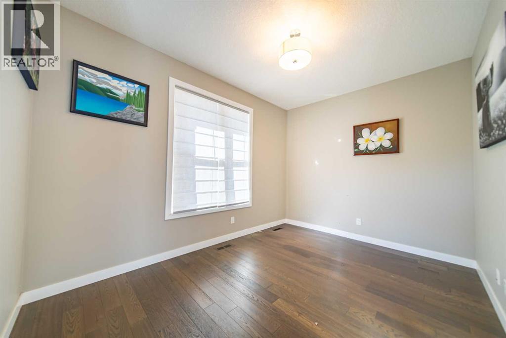 Single Family House for Sale in   Street SW Glenbrook Calgary 