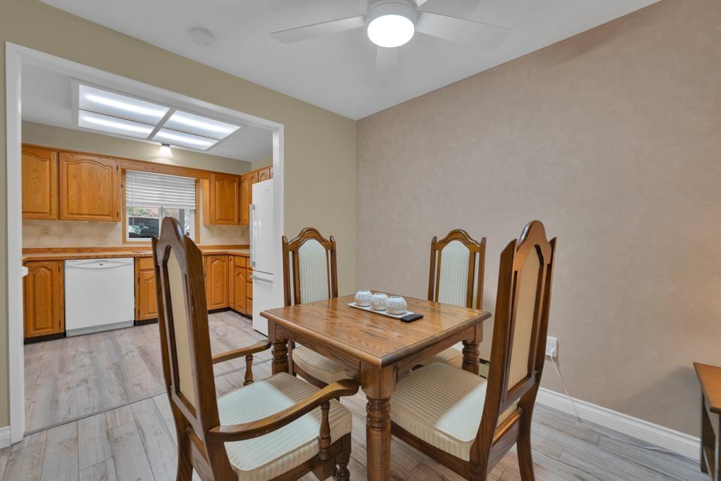 15 7525 MARTIN PLACE, Mission