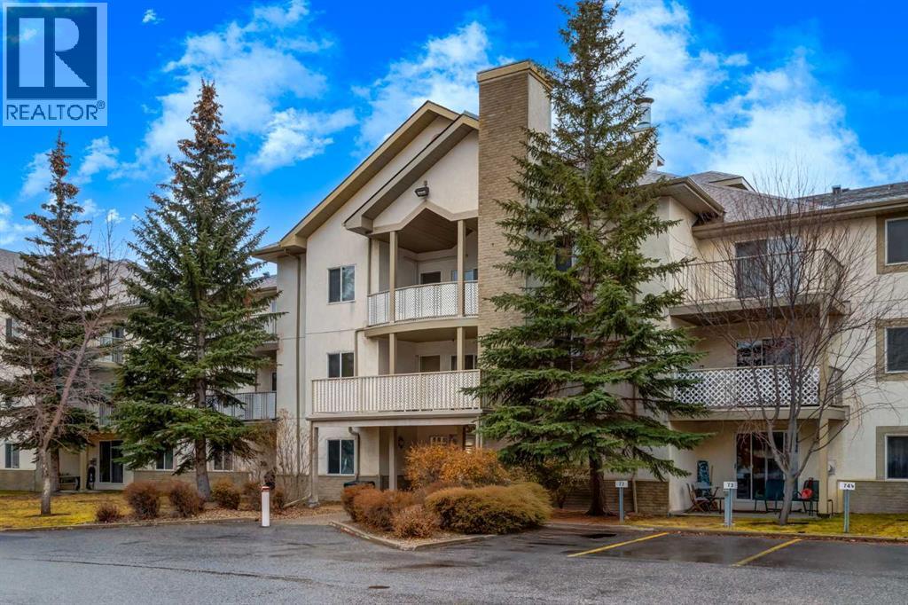 3313, 20 Harvest Rose Park NE