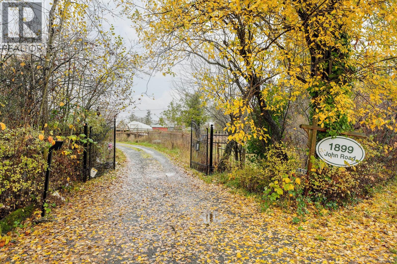 1899 John Rd, North Saanich