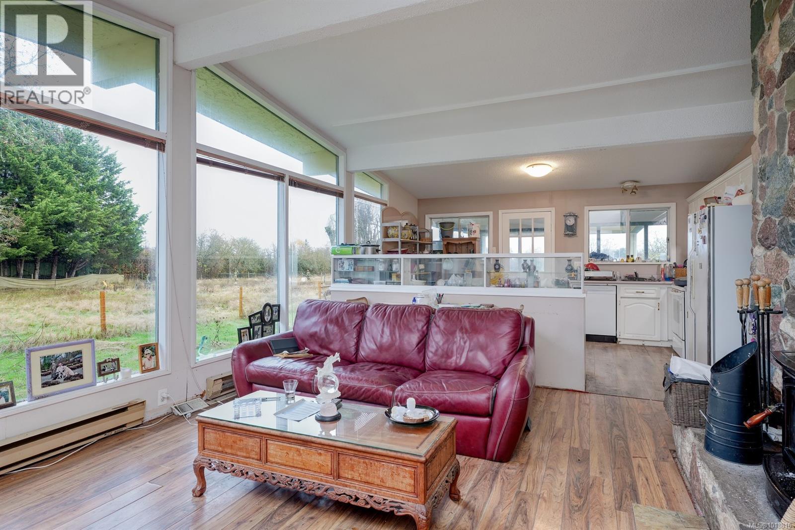 1899 John Rd, North Saanich