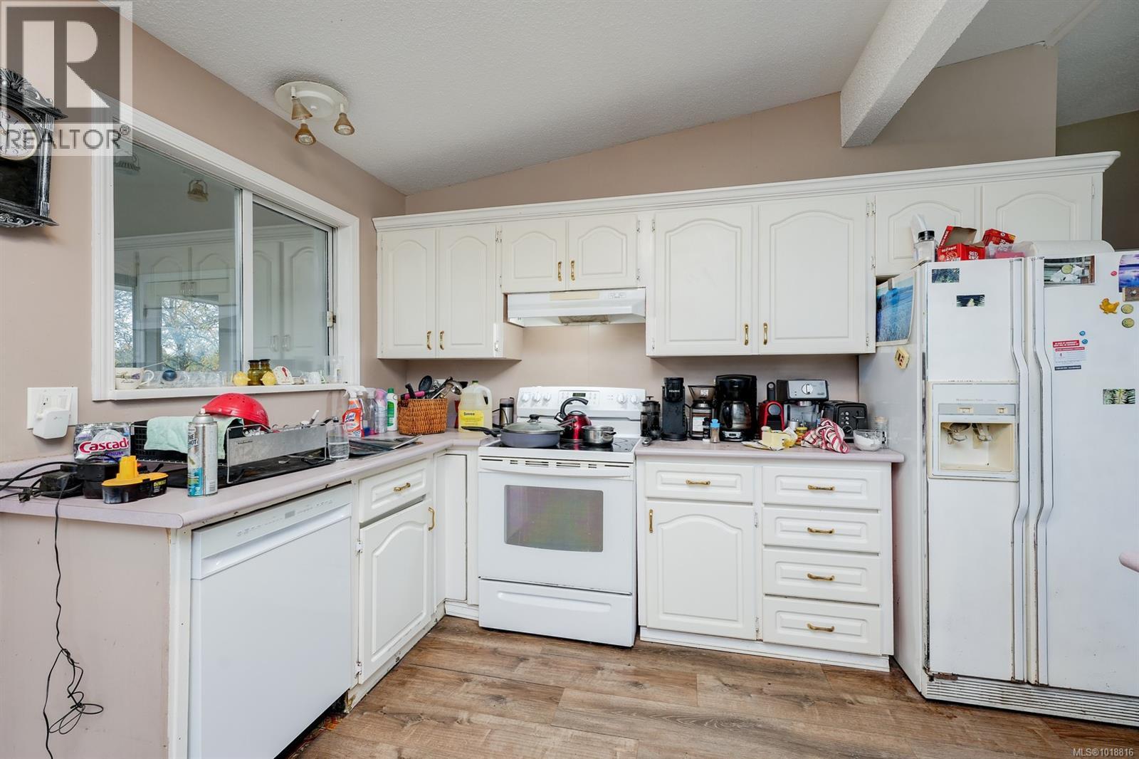 1899 John Rd, North Saanich