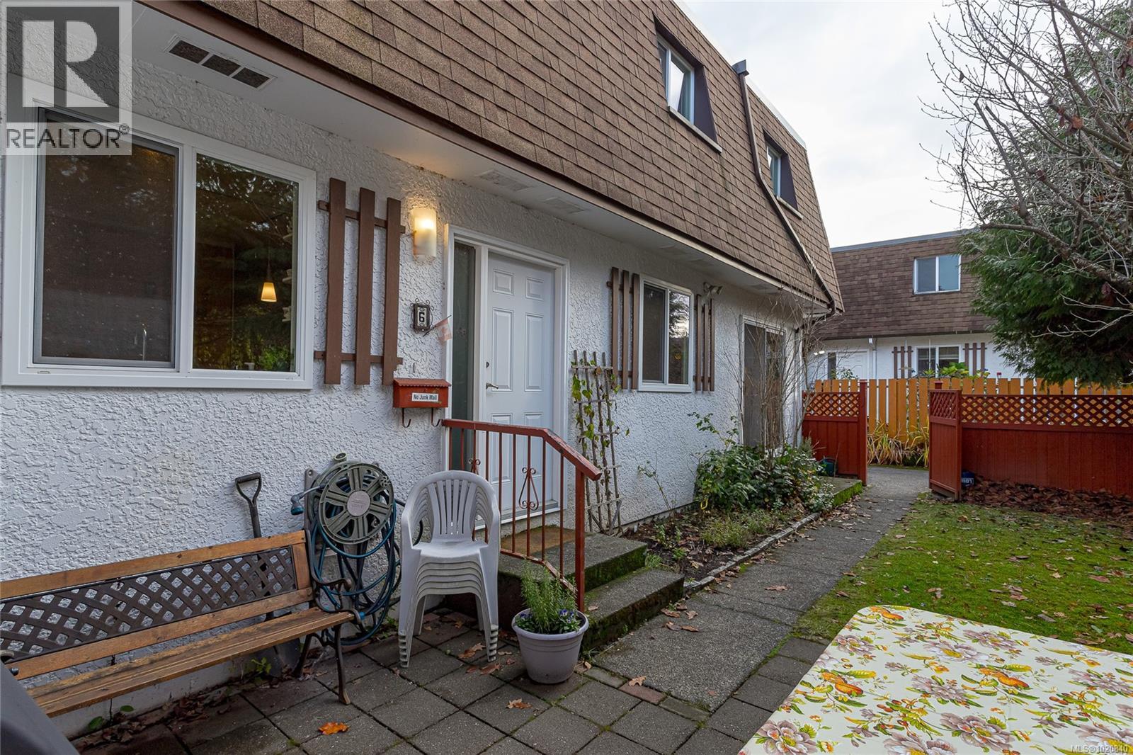 6 9 Buttertubs Dr, Nanaimo