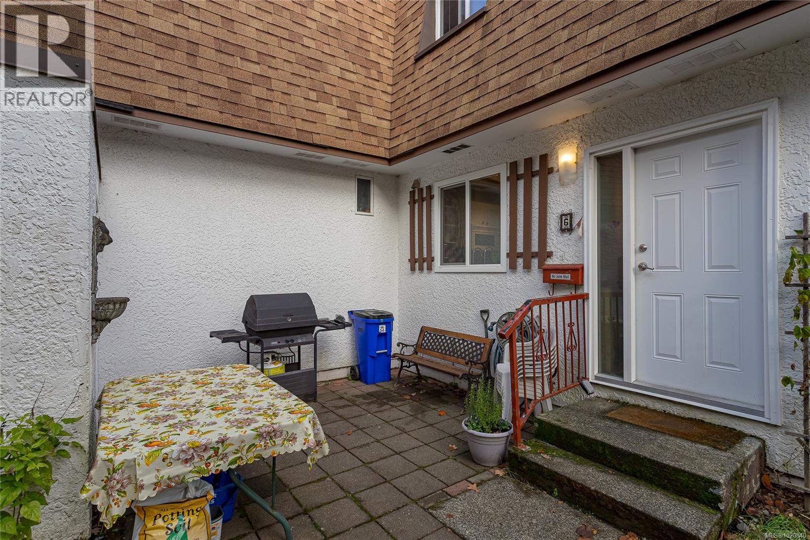 6 9 Buttertubs Dr, Nanaimo