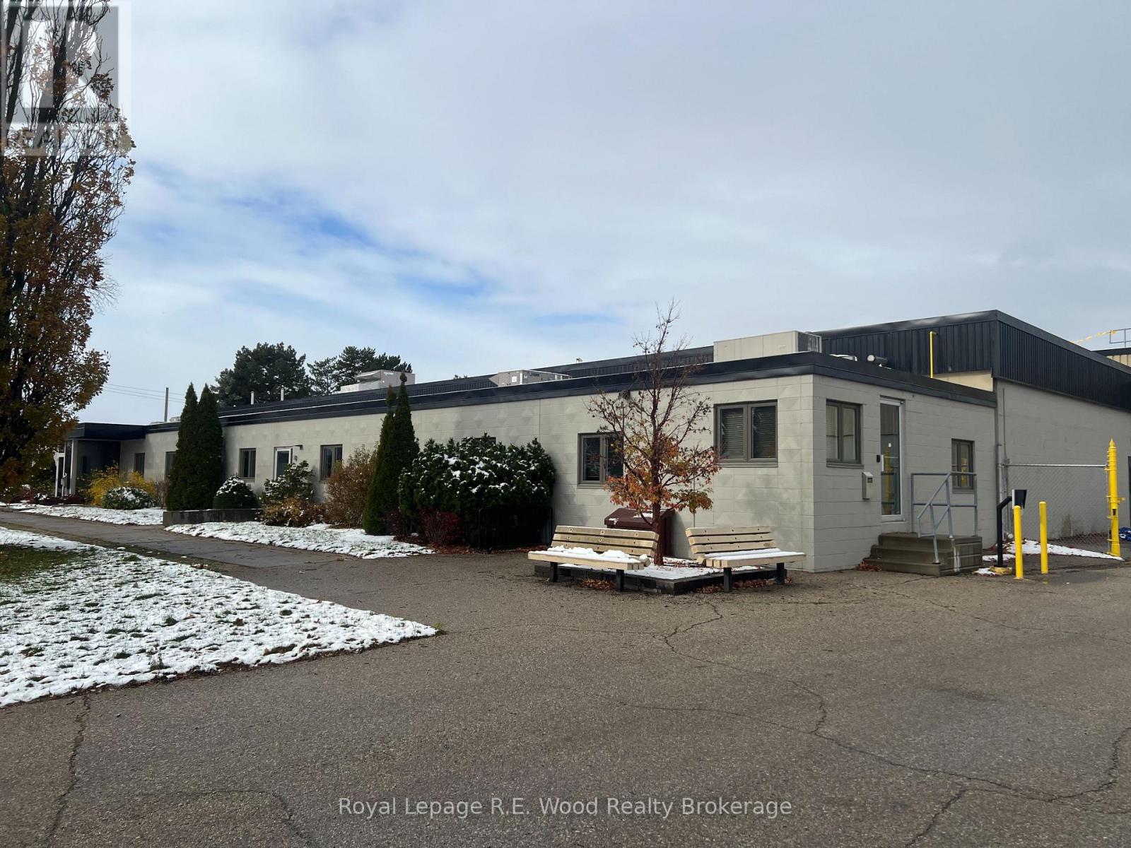 100 Townline Unit G photo 2