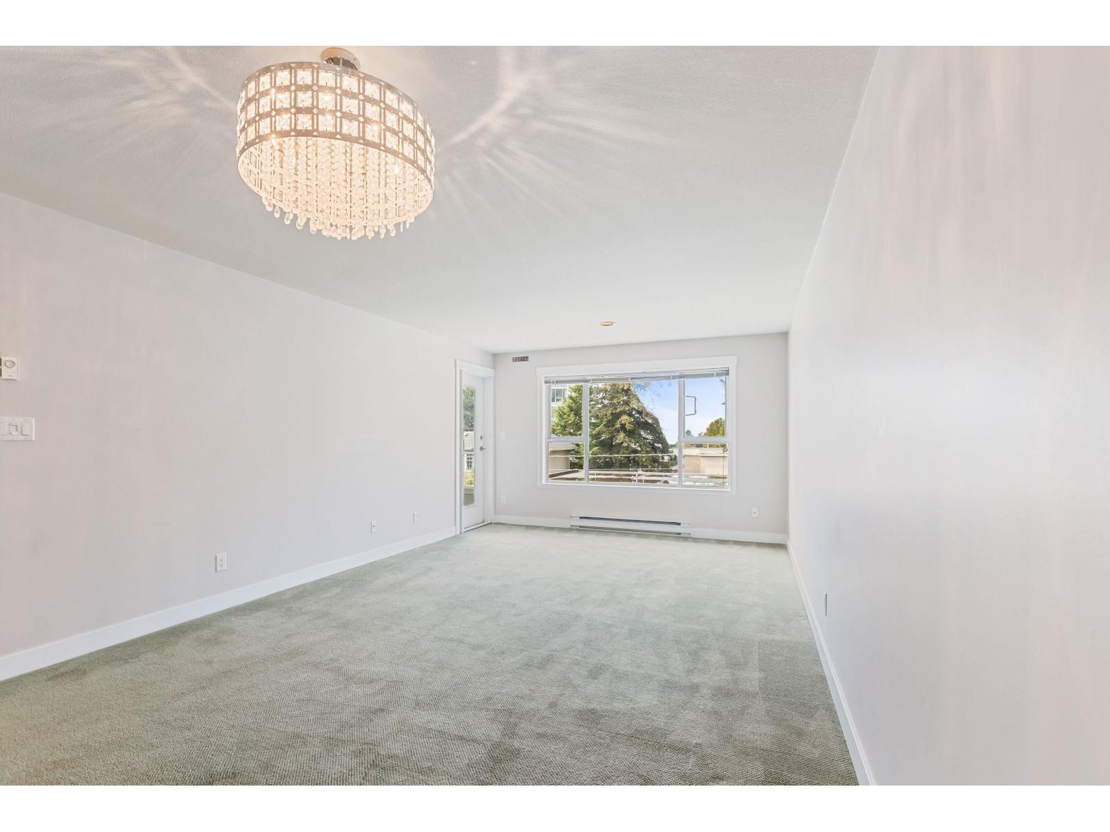 301 1378 GEORGE STREET, White Rock