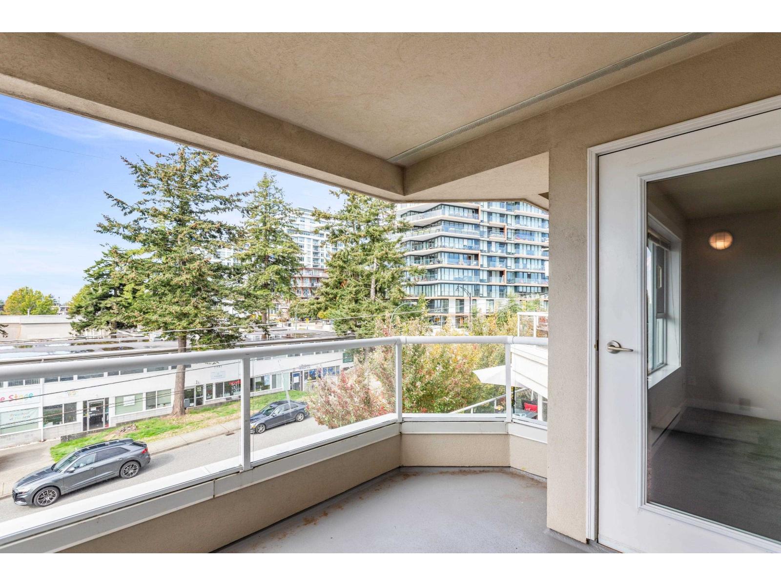 301 1378 GEORGE STREET, White Rock