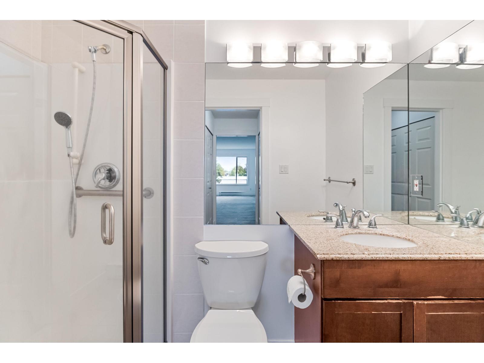 301 1378 GEORGE STREET, White Rock