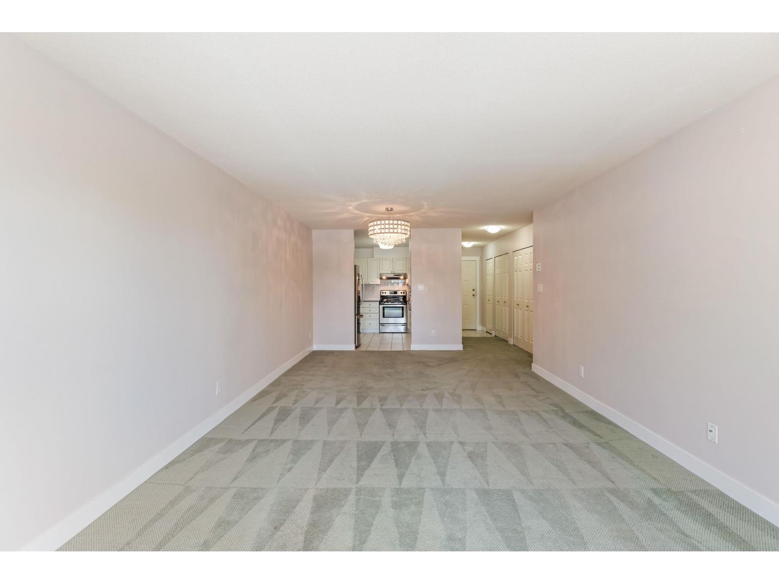 301 1378 GEORGE STREET, White Rock