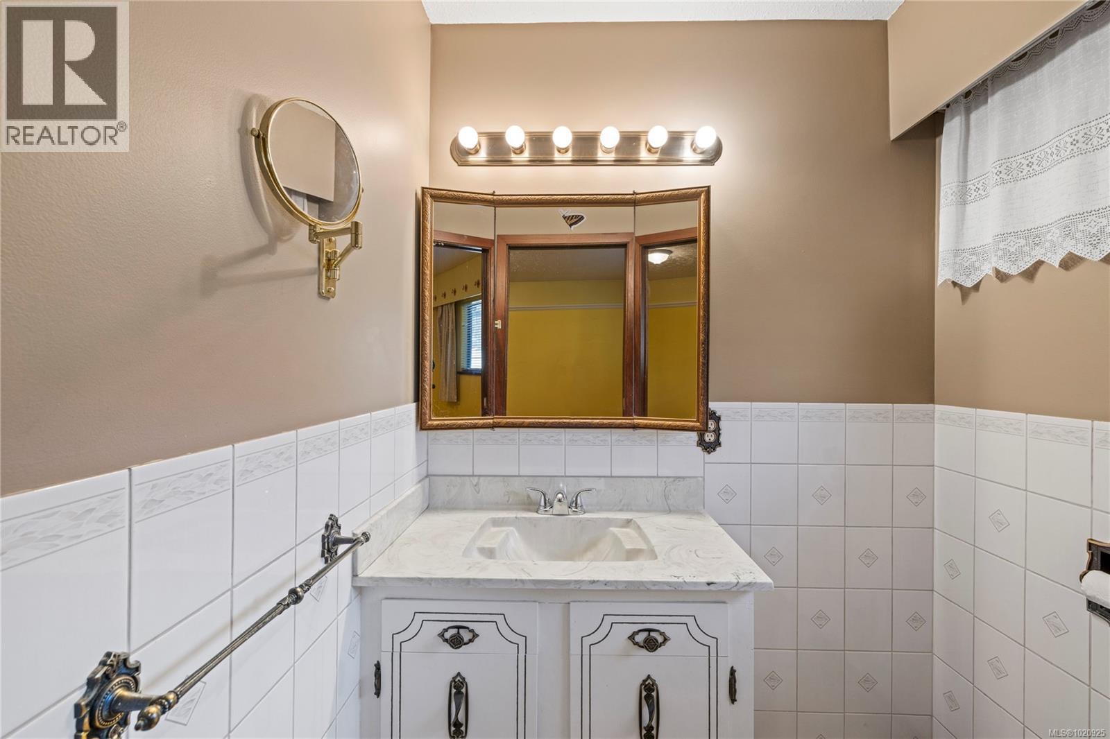 1529 White Rd, Nanaimo