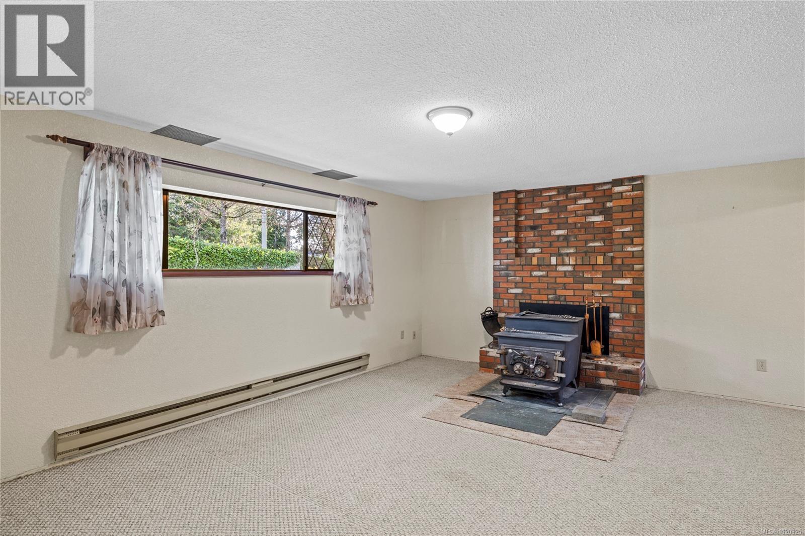 1529 White Rd, Nanaimo